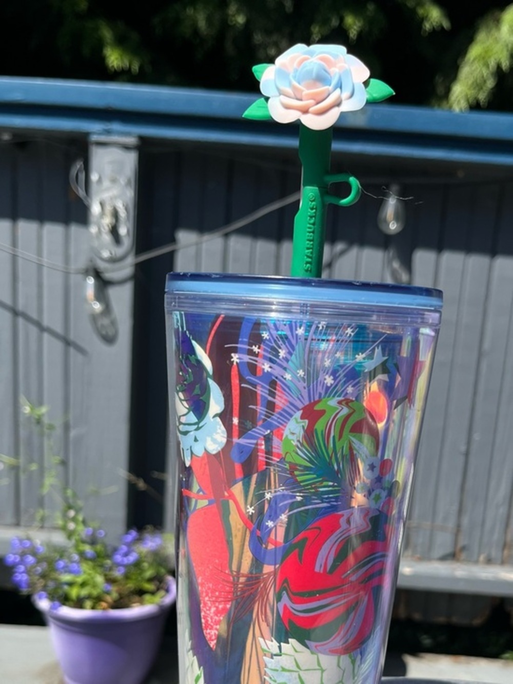 Starbucks Holiday 2023 Floral Venti Cold Cup Rose Straw Topper Collector Tumbler